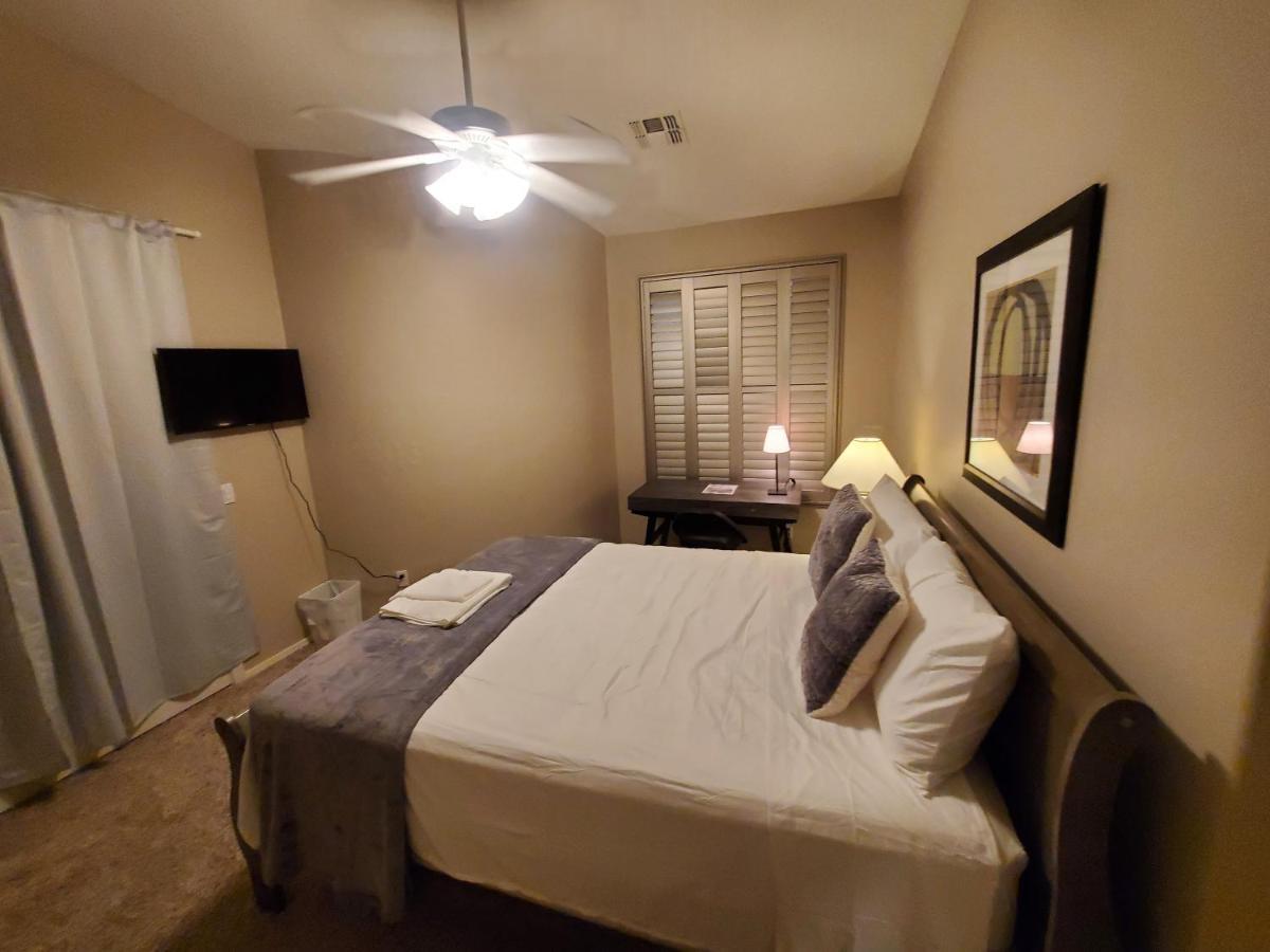 Phoenix II Minutes To Airport And Downtown Экстерьер фото