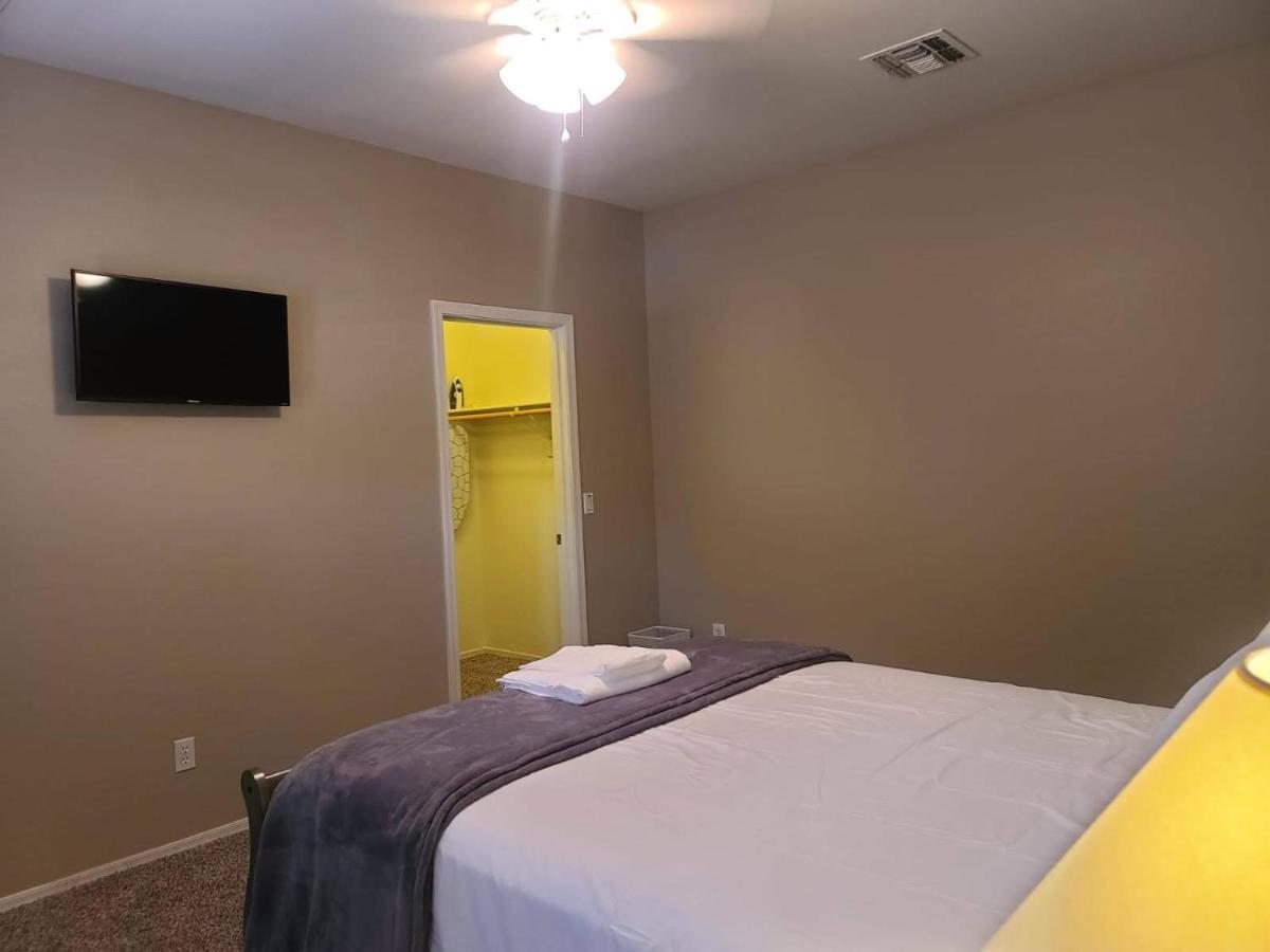 Phoenix II Minutes To Airport And Downtown Экстерьер фото