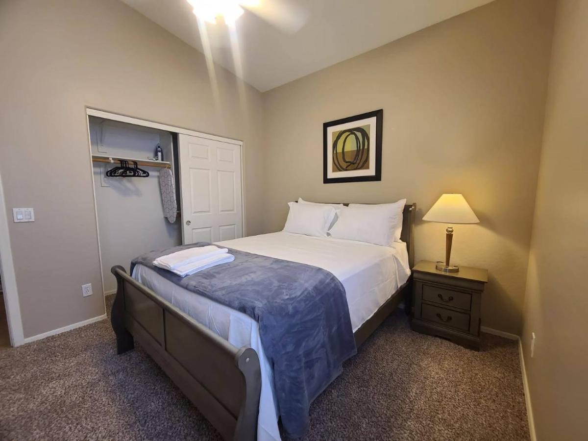 Phoenix II Minutes To Airport And Downtown Экстерьер фото