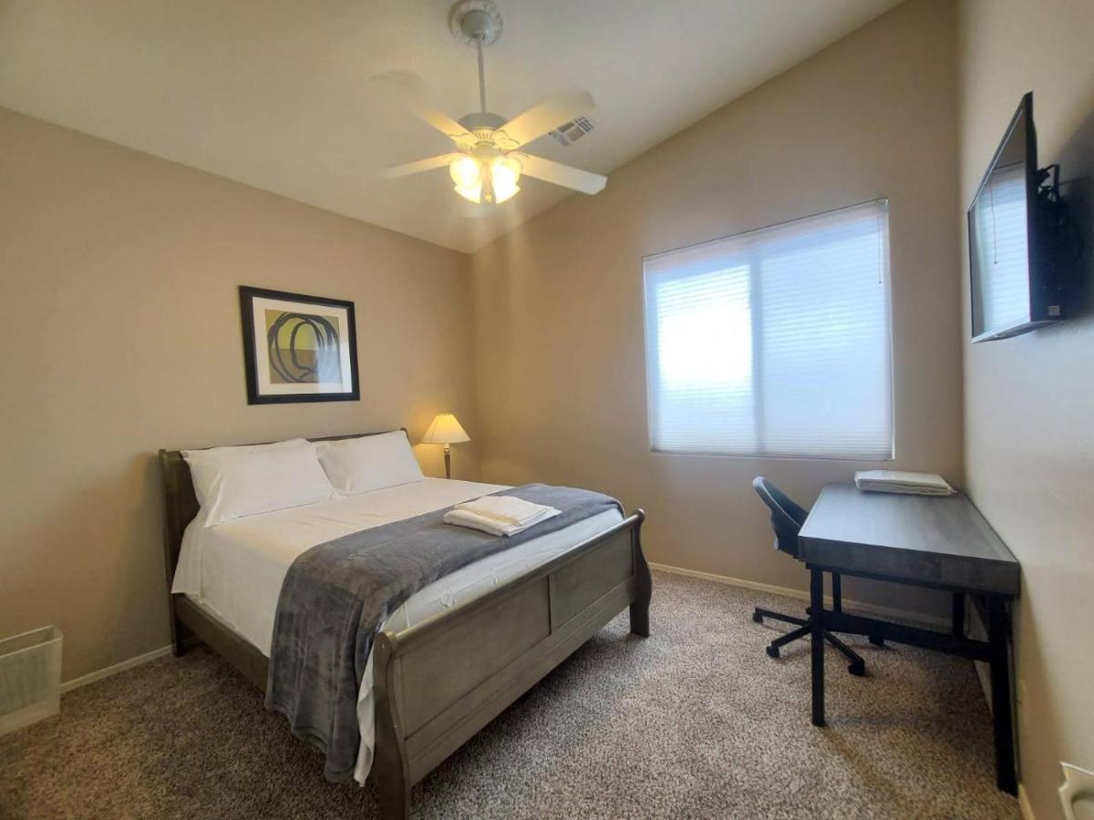 Phoenix II Minutes To Airport And Downtown Экстерьер фото