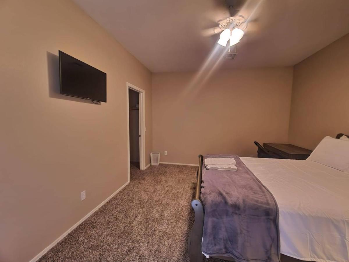 Phoenix II Minutes To Airport And Downtown Экстерьер фото