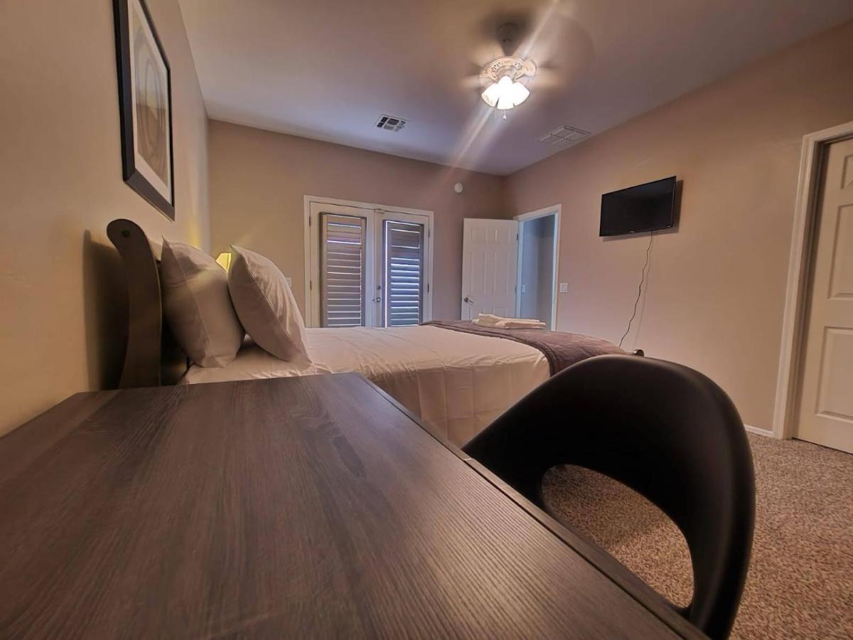 Phoenix II Minutes To Airport And Downtown Экстерьер фото